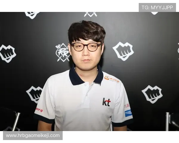 周伟独家分享英雄联盟游戏心得与技巧助你轻松上分与提升实力