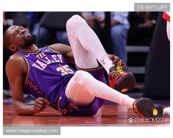 德文布克在NBA赛季中的精彩表现与未来展望分析 德文布克在NBA赛季中的精彩表现与未来展望分析