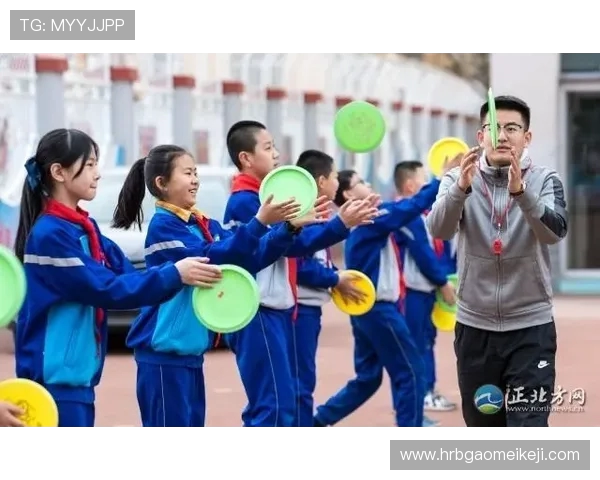 王芳独家分享飞盘技巧与心得体会助你轻松掌握这项运动的魅力与乐趣