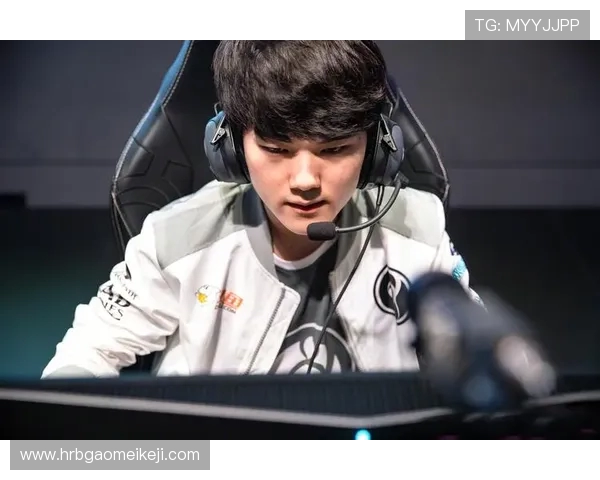 CSGO赛事热议IG战队技术争议引发玩家热烈讨论与反思